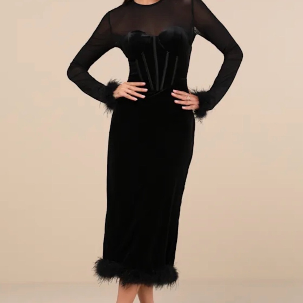 Lulu's Elegant Black Midi Dress with Feather Details